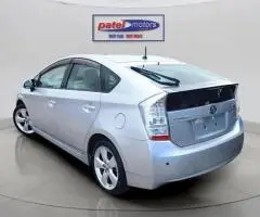 2010 Toyota Prius Hatchback Automatic - Image 6