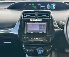 2019 Toyota Prius HYBRID Sedan Automatic - Image 15