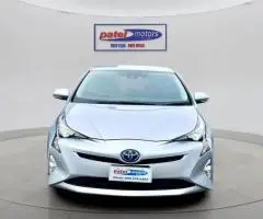 2019 Toyota Prius HYBRID Sedan Automatic - Image 2