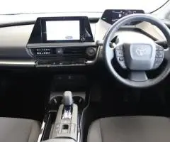 2024 Toyota Prius Apple CarPlay Hatchback Automatic - Image 14